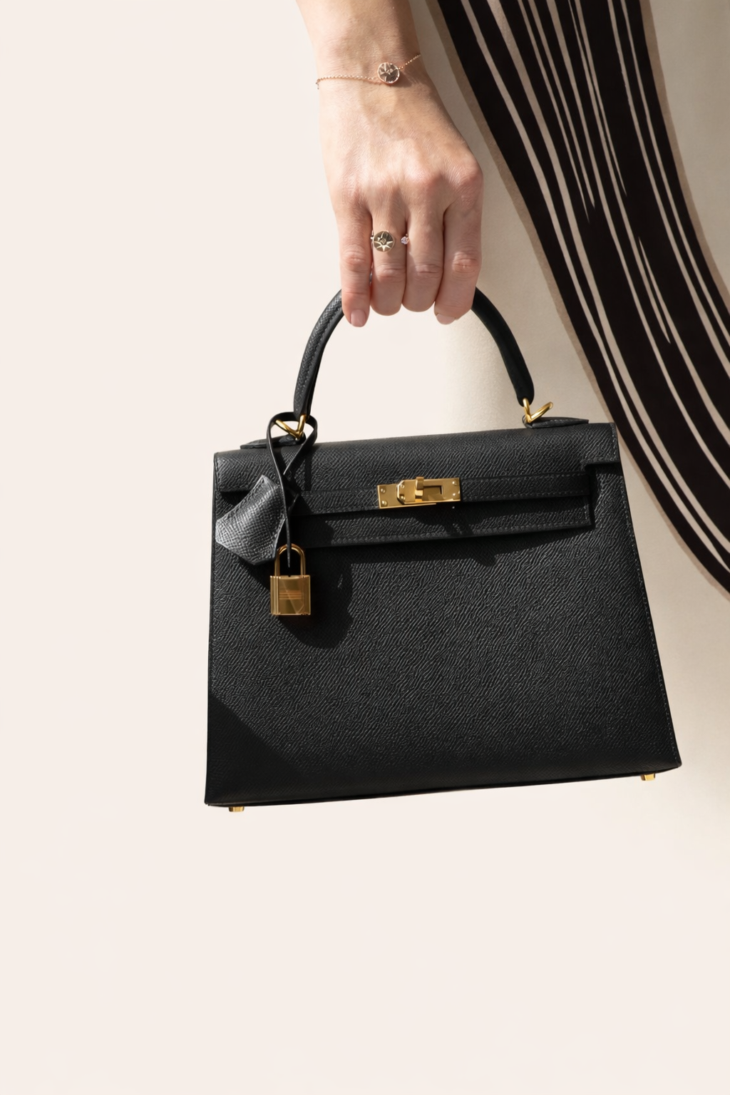 Kelly Top Handle Bag Black